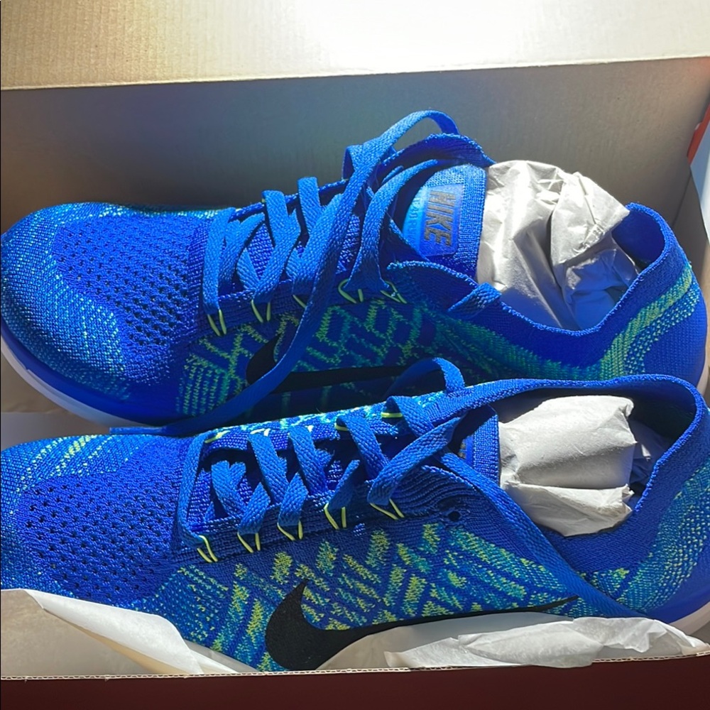 Nike Blue and Black Sneakers Sporty Style